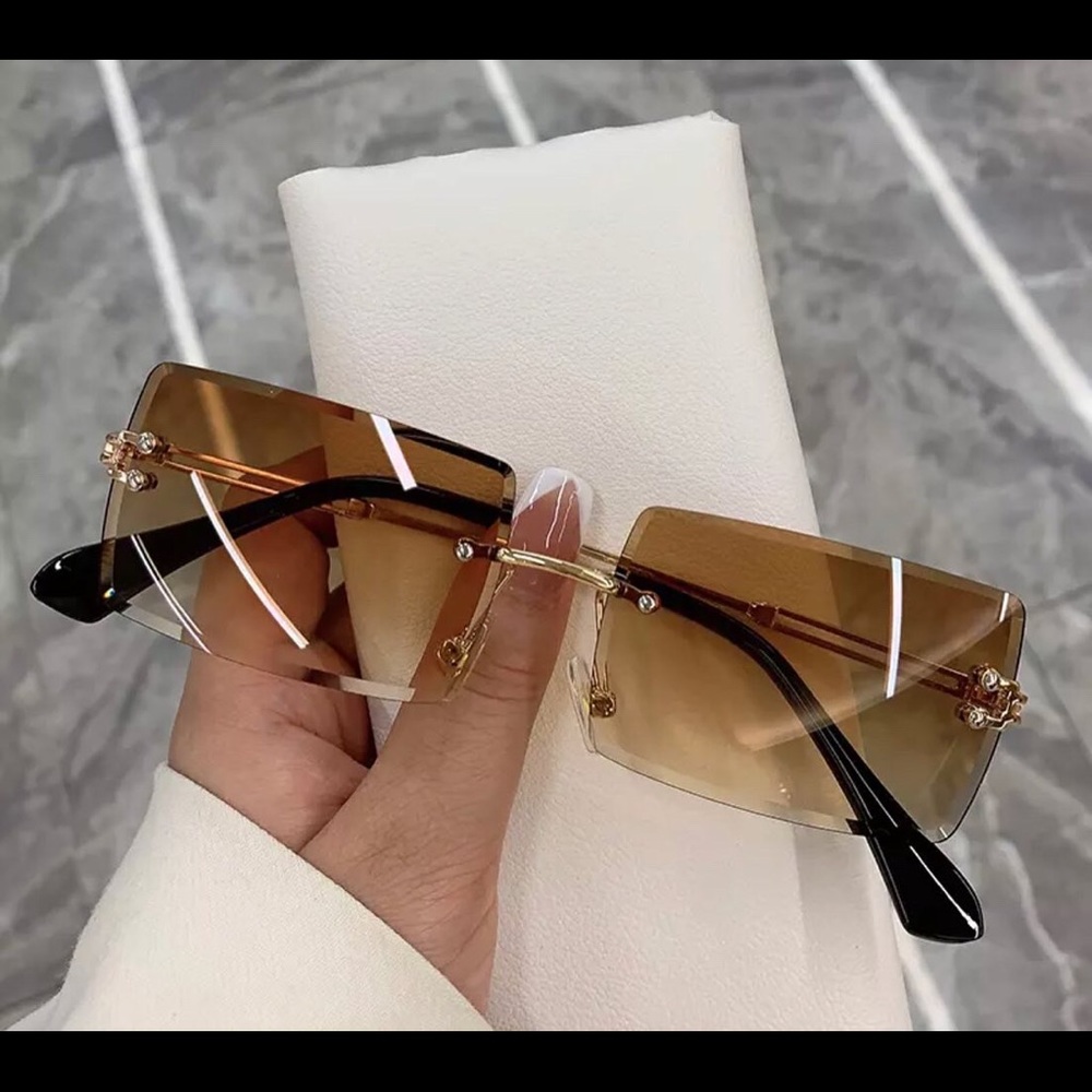 🔴3 for $20🔴Rimless Sunglasses  (Finale Price)